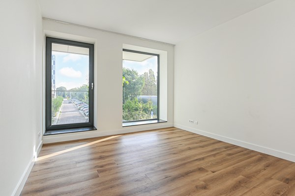 Medium property photo - Zodiakplein 93, 2516 CH Den Haag